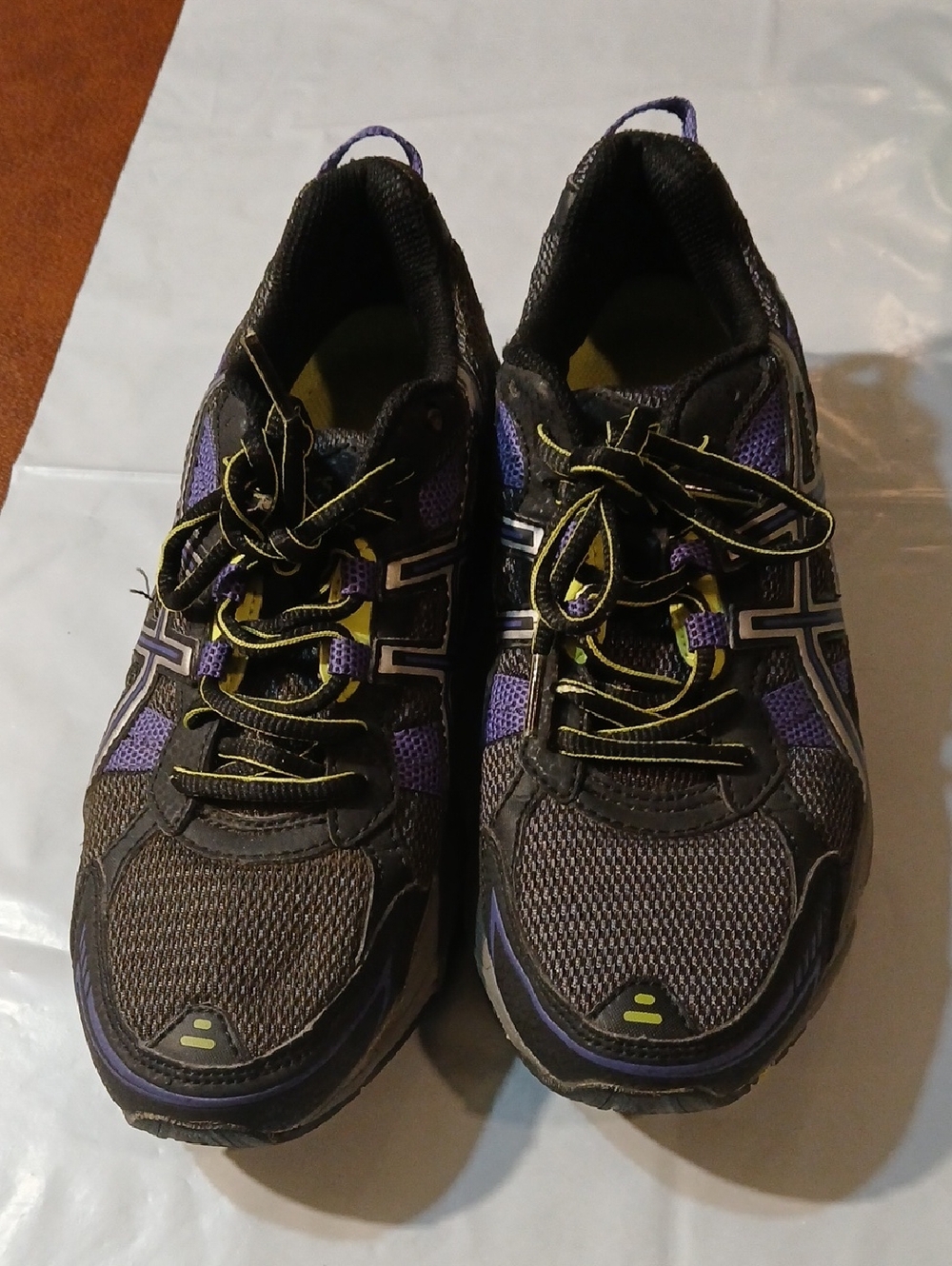 ASICS Purple and Black Men’s/Unisex Trail Running Shoes with Yellow Accents